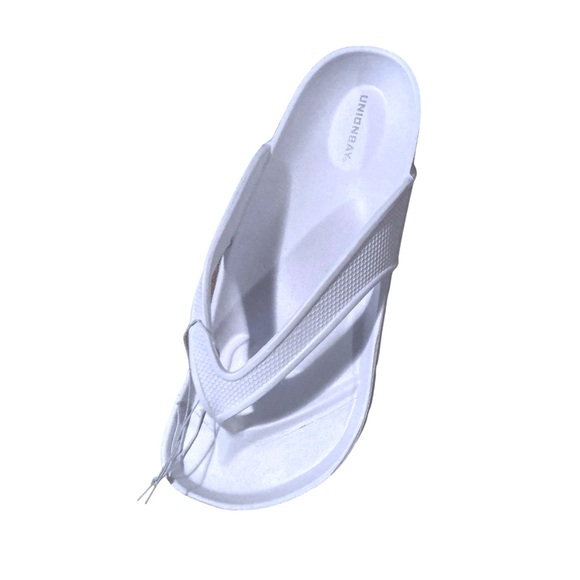 Union Bay Breezy Flip Flops - Picture 9 of 10